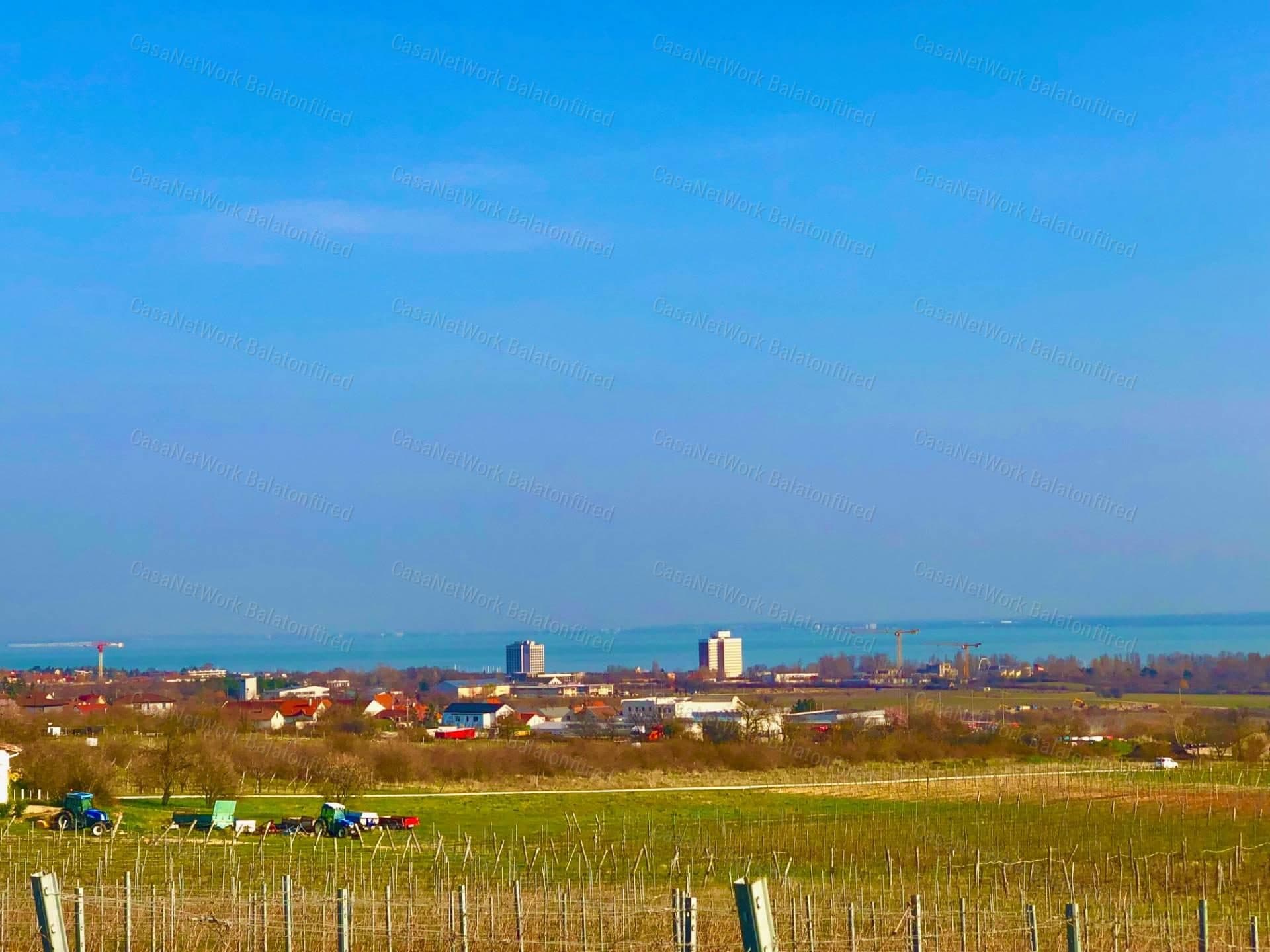 Bauplatz mit Weinbau in Balatonfüred